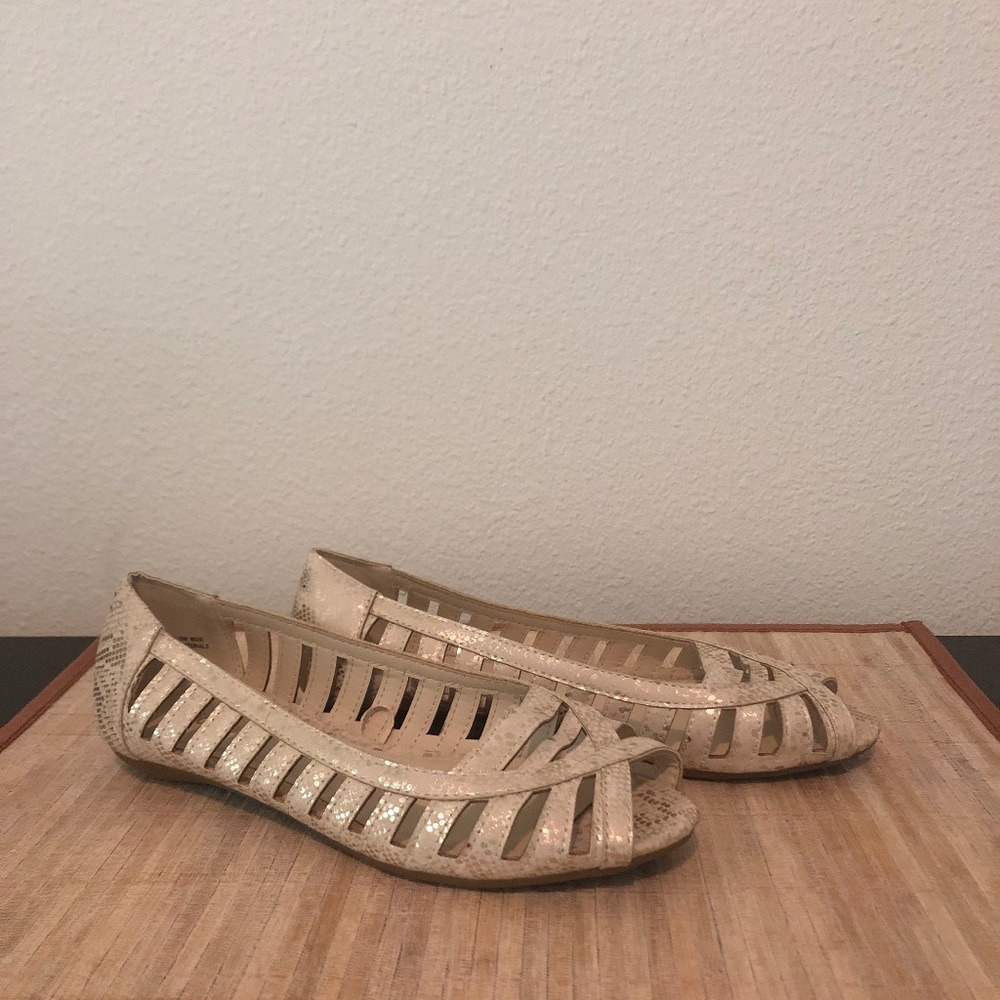 Cream Sneak Print Peep-Toe Shoes for Woman